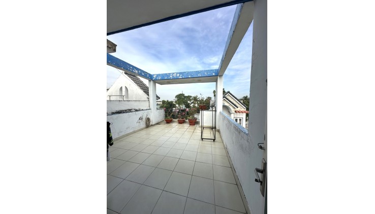 Bán Nhà Mới Hẻm Xe Tải 4Tầng 52m2_4.1x13_4PN Chỉ Nhỉnh 6 Tỷ Gần Phạm Văn Đồng Linh Đông Thủ đức Vào Ở Ngay